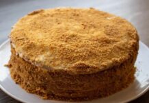 Медовик классический: история, технология приготовления и рецепт