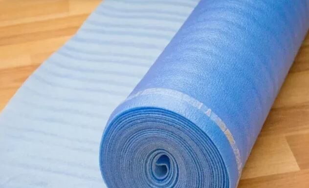 Подложка под ламинат: функции, виды и особенности выбора