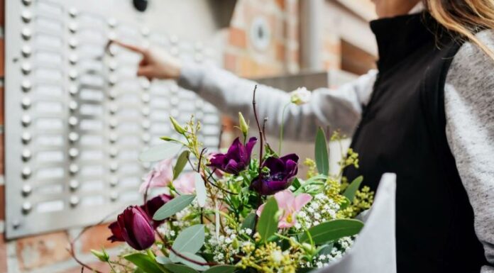 Преимущества заказа цветов с доставкой: экономия времени и гарантия качества