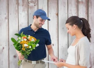 Преимущества заказа цветов с доставкой: комфорт для вас, радость для получателя