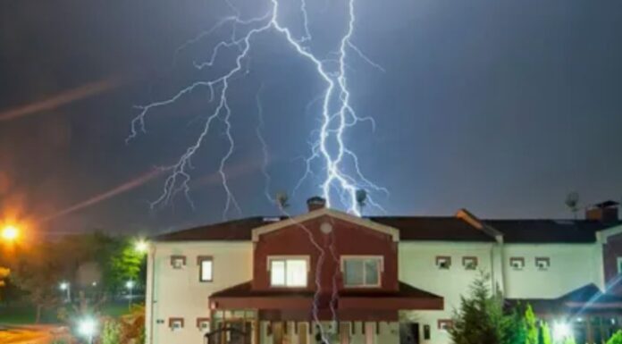 Как уберечь здание от разрушительных последствий удара молнии