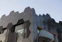 Архитектура будущего: как сотовые панели из алюминия меняют городскую среду