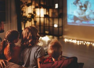 Семейные вечера у экрана: лучшие сериалы для совместного просмотра