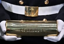 Бочаров поблагодарил Путина за присвоение ледоколу имени «Сталинград»