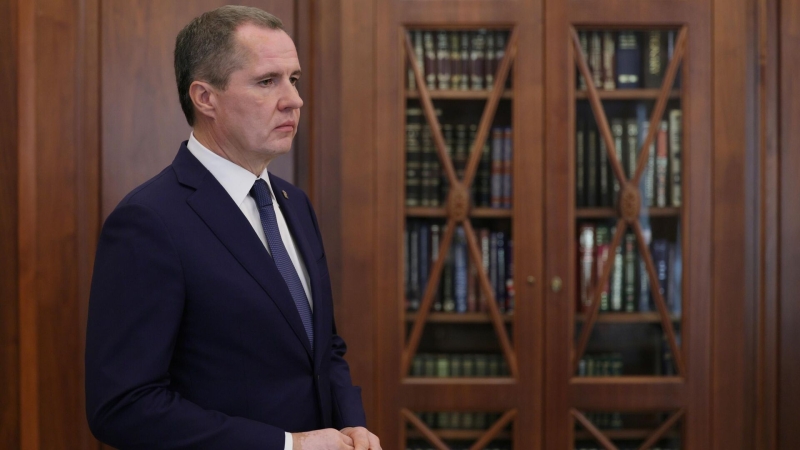 Гладков отменил все рабочие поездки из-за болезни