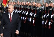 Песков объяснил чуть севший голос Путина на переговорах в Бишкеке