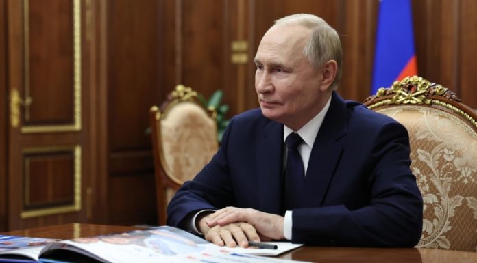 Путин примет с докладом губернатора Мурманской области