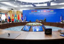 Путин в Бишкеке принимает участие в заседании саммита ОДКБ в узком составе