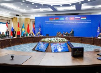 Путин в Бишкеке принимает участие в заседании саммита ОДКБ в узком составе