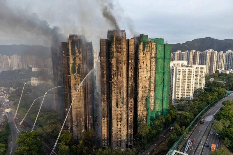 Смертоносный пожар в Гонконге унёс уже свыше полусотни жизней