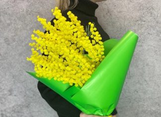 Как грамотно оформить цветочные подарки для сотрудниц на 8 Марта