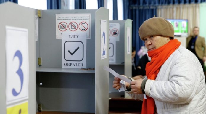 ЦИК Киргизии признал недействительными итоги голосования в одном из округов