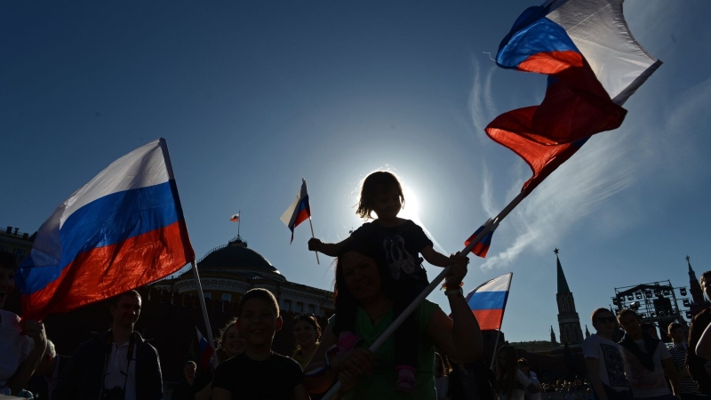 ДНР и ЛНР должны быть в составе России, заявили в Совфеде