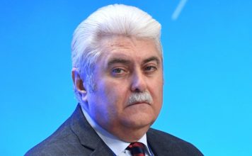 Храмов покинул пост замсекретаря Совбеза из-за возраста, сообщил источник