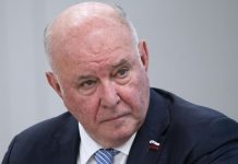 Карасин назвал атаку Киева на резиденцию президента хамством