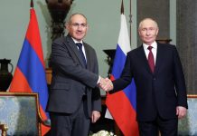 Путин провел встречу с Пашиняном