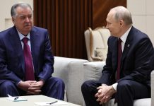 Путин провел встречу с президентом Таджикистана