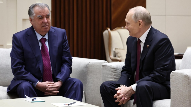 Путин провел встречу с президентом Таджикистана