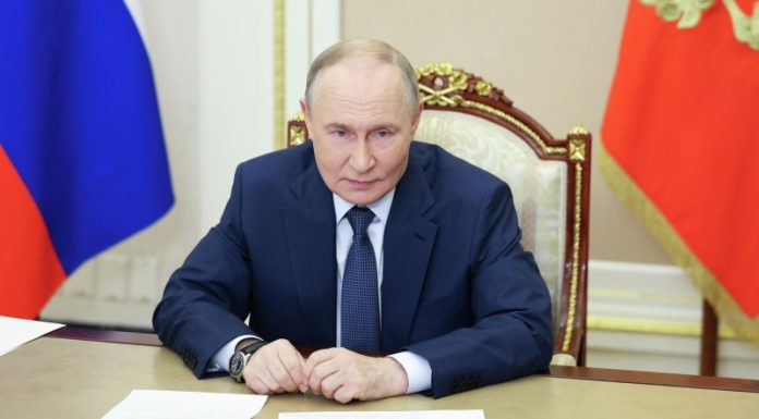 Путин в Ашхабаде проведет беседу с президентом Туркмении