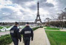 Сотрудник Елисейского дворца два года воровал антиквариат для коллекционера