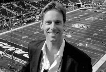 Телеведущий Маккензи-Макхарг трагически погиб в Лос-Анджелесе в 41 год