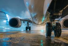 Тело мёртвой пенсионерки пыталась пронести на борт семья из Великобритании