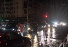 В Киеве зафиксированы отключения света, воды и отопления в нескольких районах