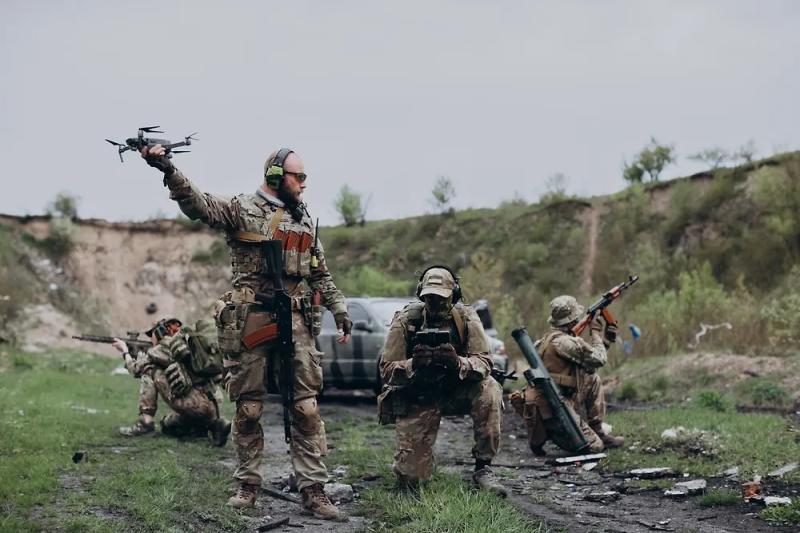 ВСУ нанесли массированный удар БПЛА по Геническу Херсонской области