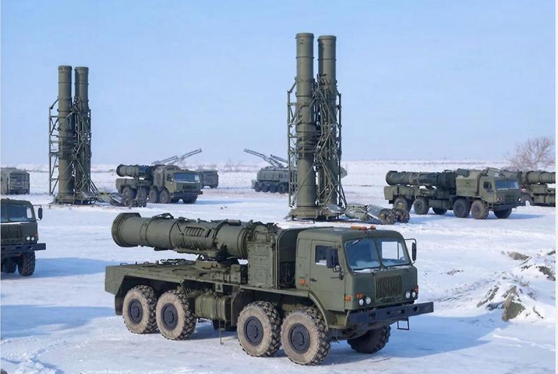 За ночь расчёты ПВО уничтожили 94 украинских беспилотника над регионами России