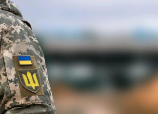 Жители Кривого Рога столкнули в карьер микроавтобус ТЦК с сотрудниками