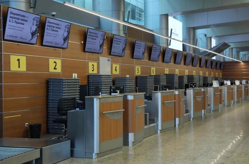 Аэропорт Шереметьево снял все ограничения после вывоза 1 млн кубометров снега