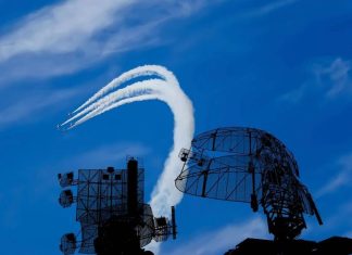 На подлёте к Москве уничтожили третий за новогоднюю ночь дрон ВСУ