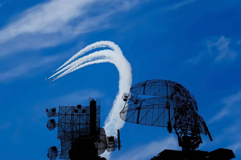 На подлёте к Москве уничтожили третий за новогоднюю ночь дрон ВСУ