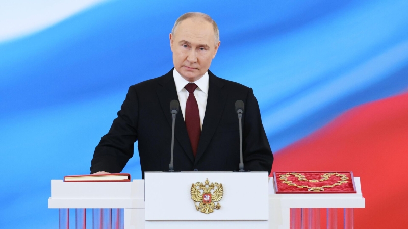 Путин не затянет с внесением кандидатуры премьера, считает Матвиенко